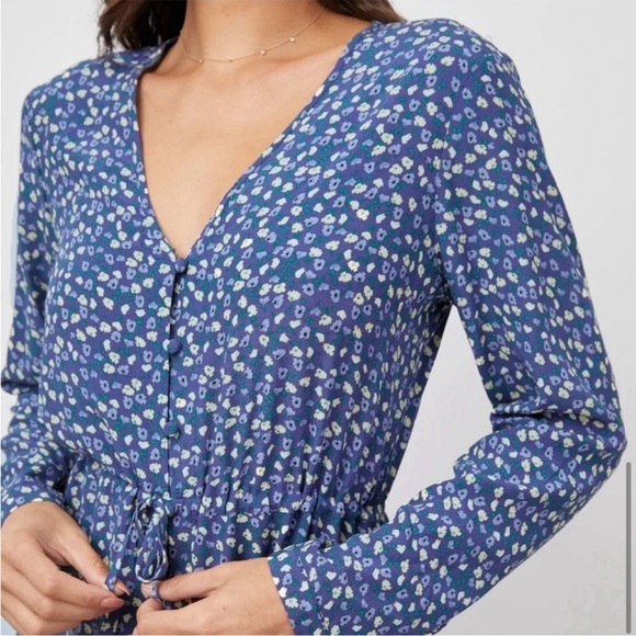 Jade Long Sleeve‎ Midi Dress in Navy Ditsy Floral​ - Picture 3 of 11